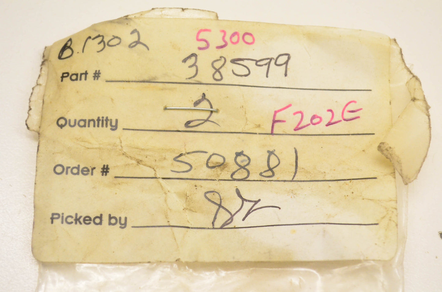 Aftermarket 38599, B1302 5300, F202E Bracket NOS