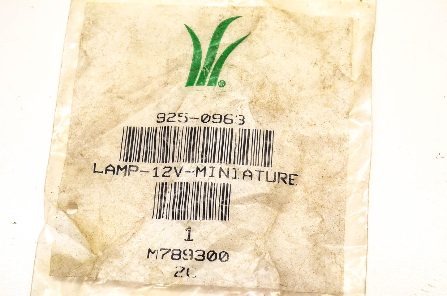 MTD 925-0963, M789300 Miniature 12 Volt Lamp NOS