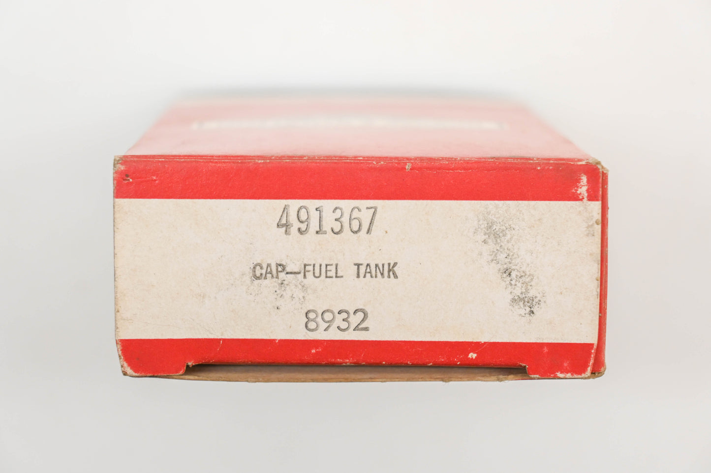 New OEM Briggs & Stratton 491367 Fuel Tank Cap NOS