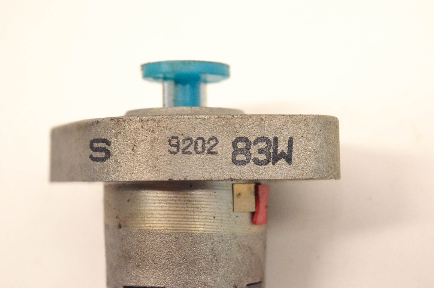 Aftermarket 9202-83W, 9202 83W-70640-1N Distribution Chain Tensioner NOS