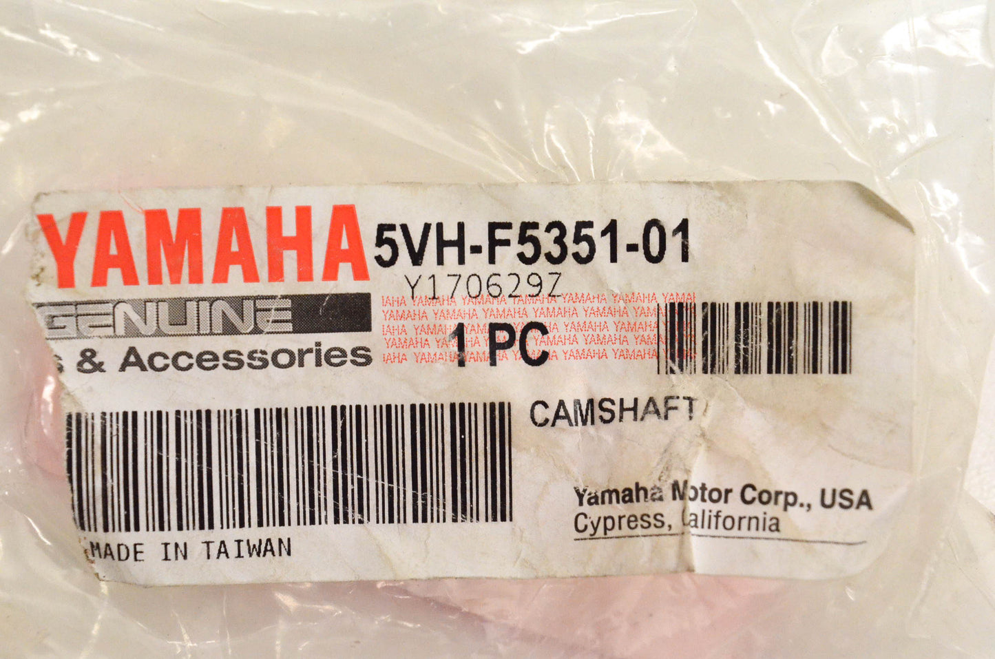 New OEM Yamaha 5VH-F5351-01-00 Camshaft NOS