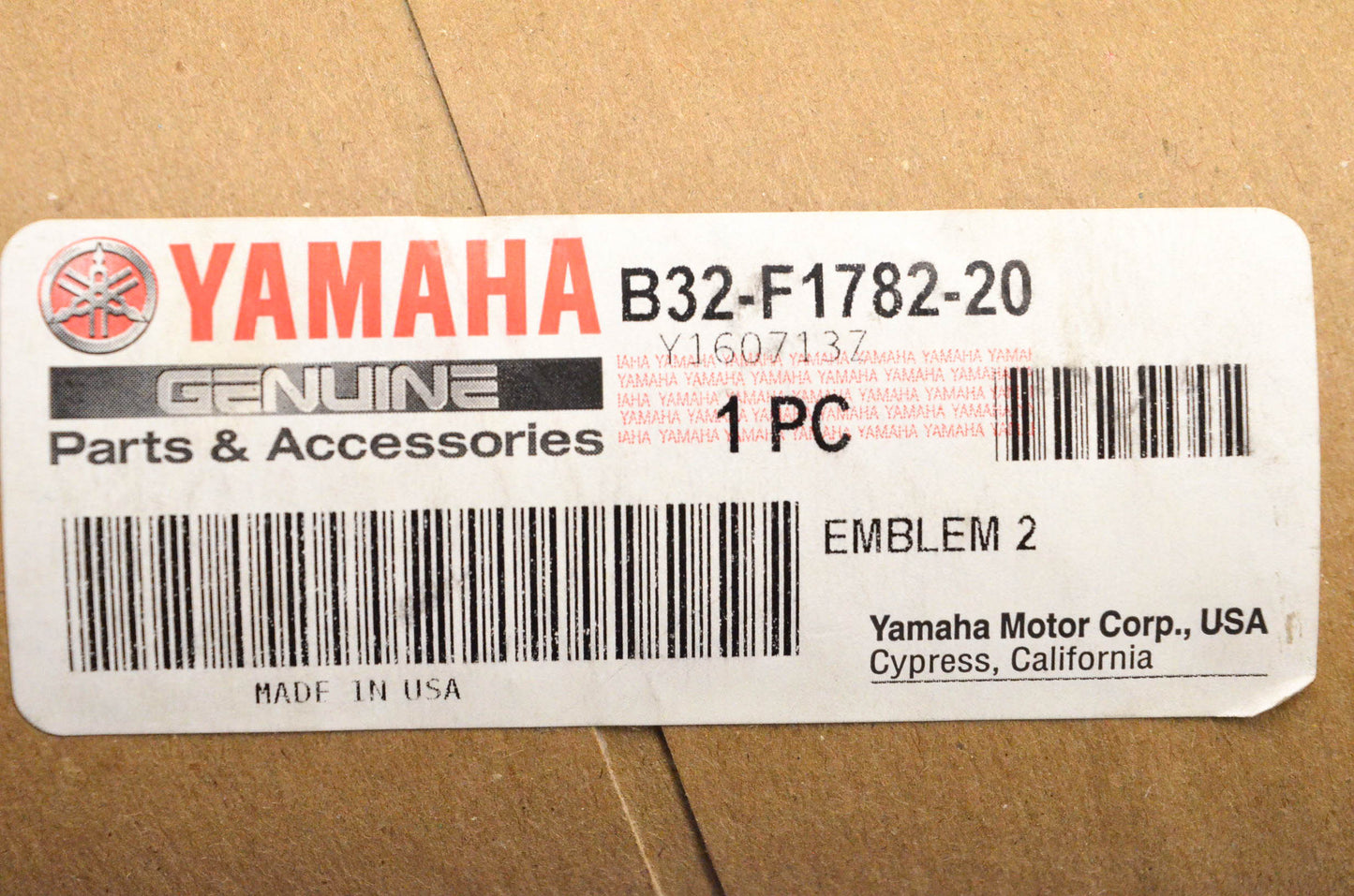New OEM Yamaha B32-F1782-20-00 Emblem NOS