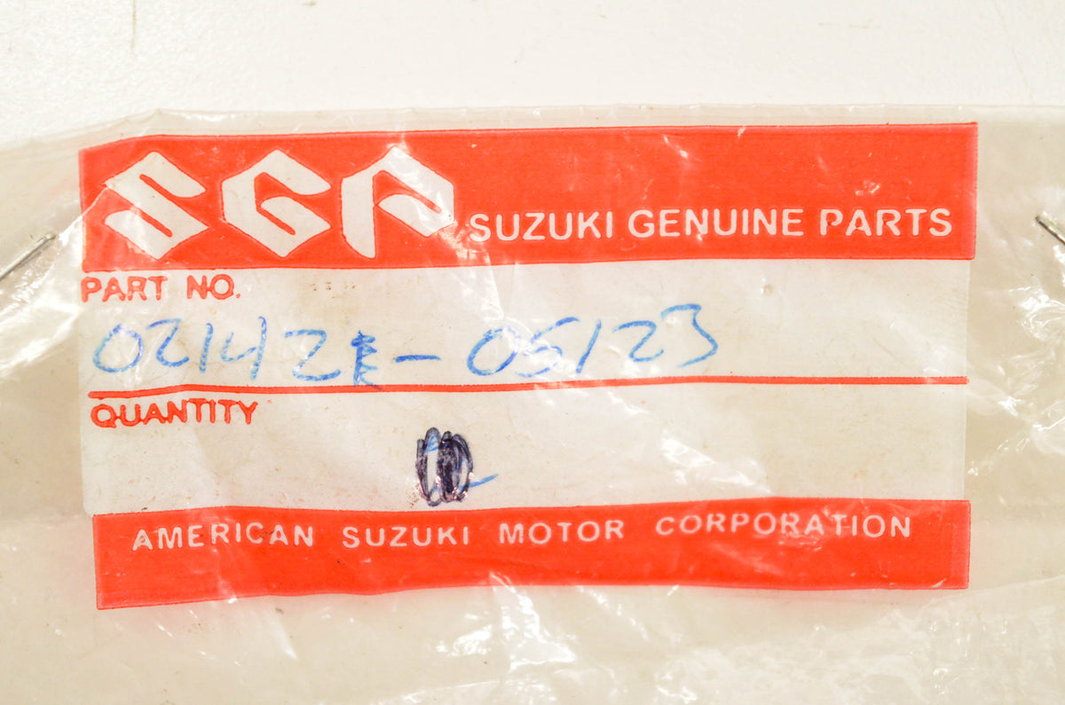 New OEM Suzuki 02142-05123 Screw NOS