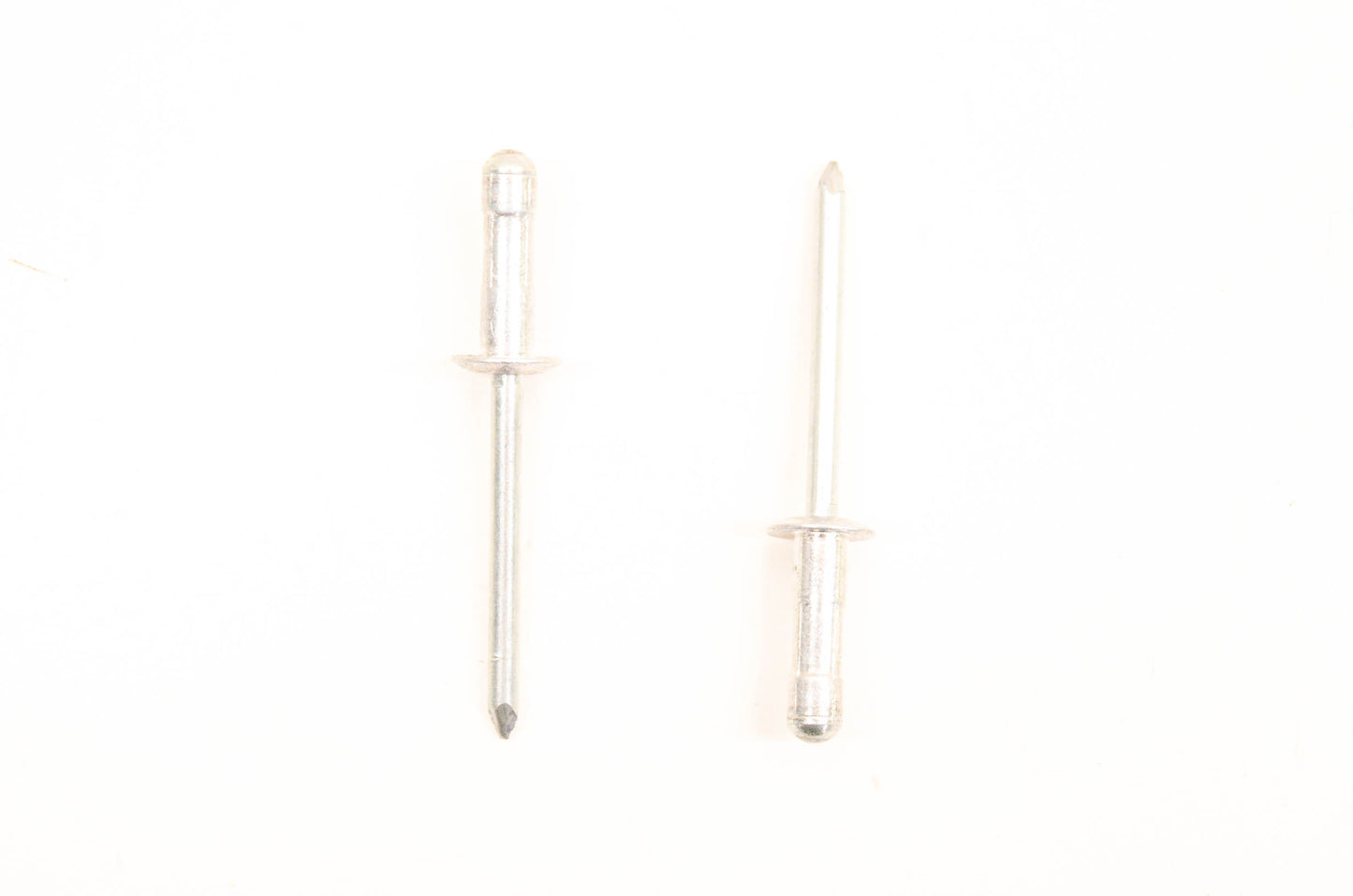 Aftermarket 293150037, P293150037 Rivets Qty 2 NOS