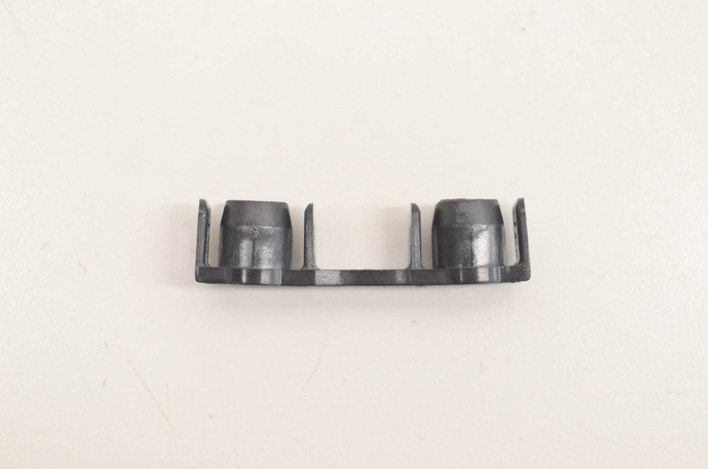 Aftermarket 410914600, P410914600 Plastic Clip NOS