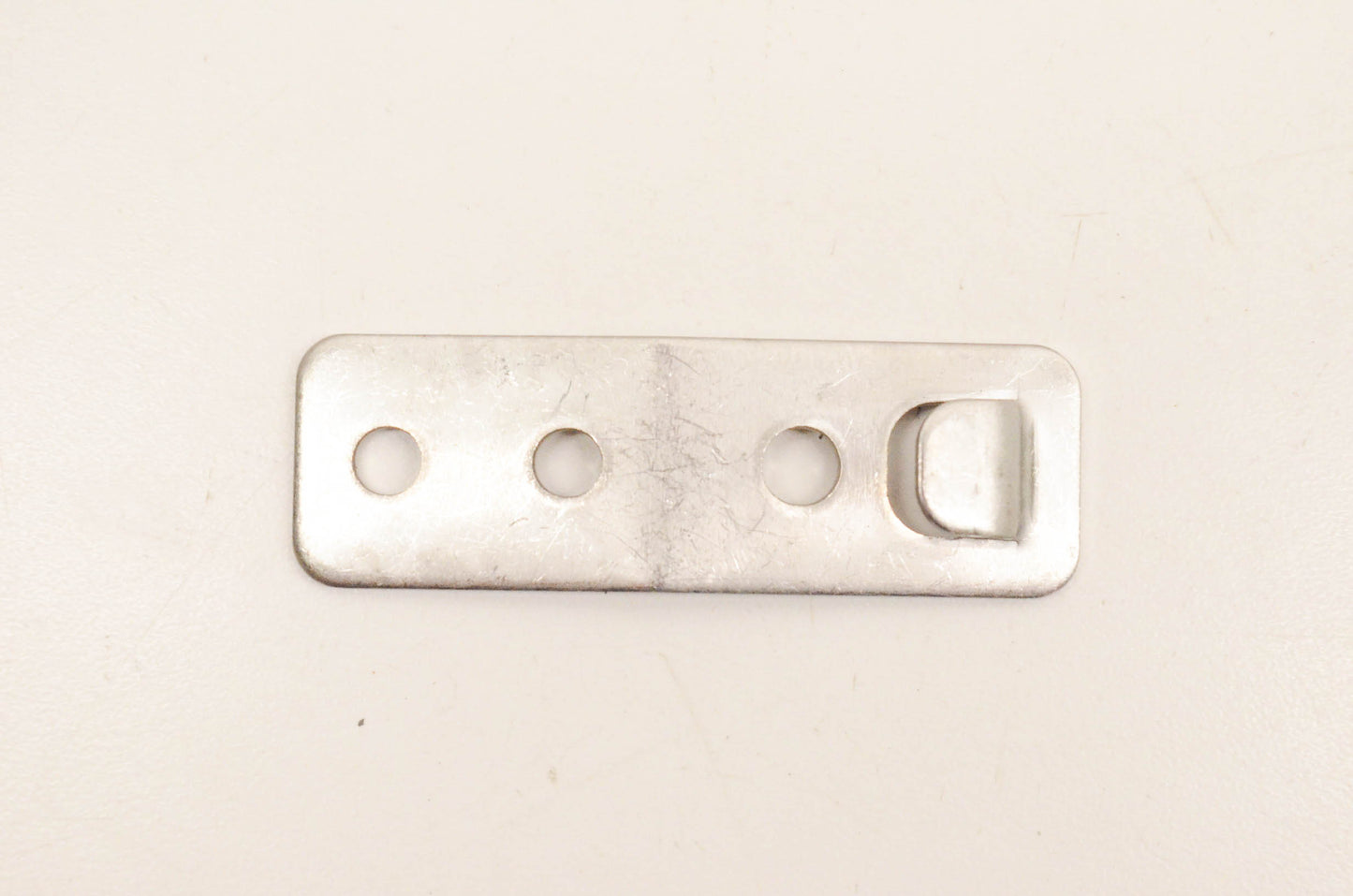 Aftermarket 293850024, P293850024 Strap Clip NOS