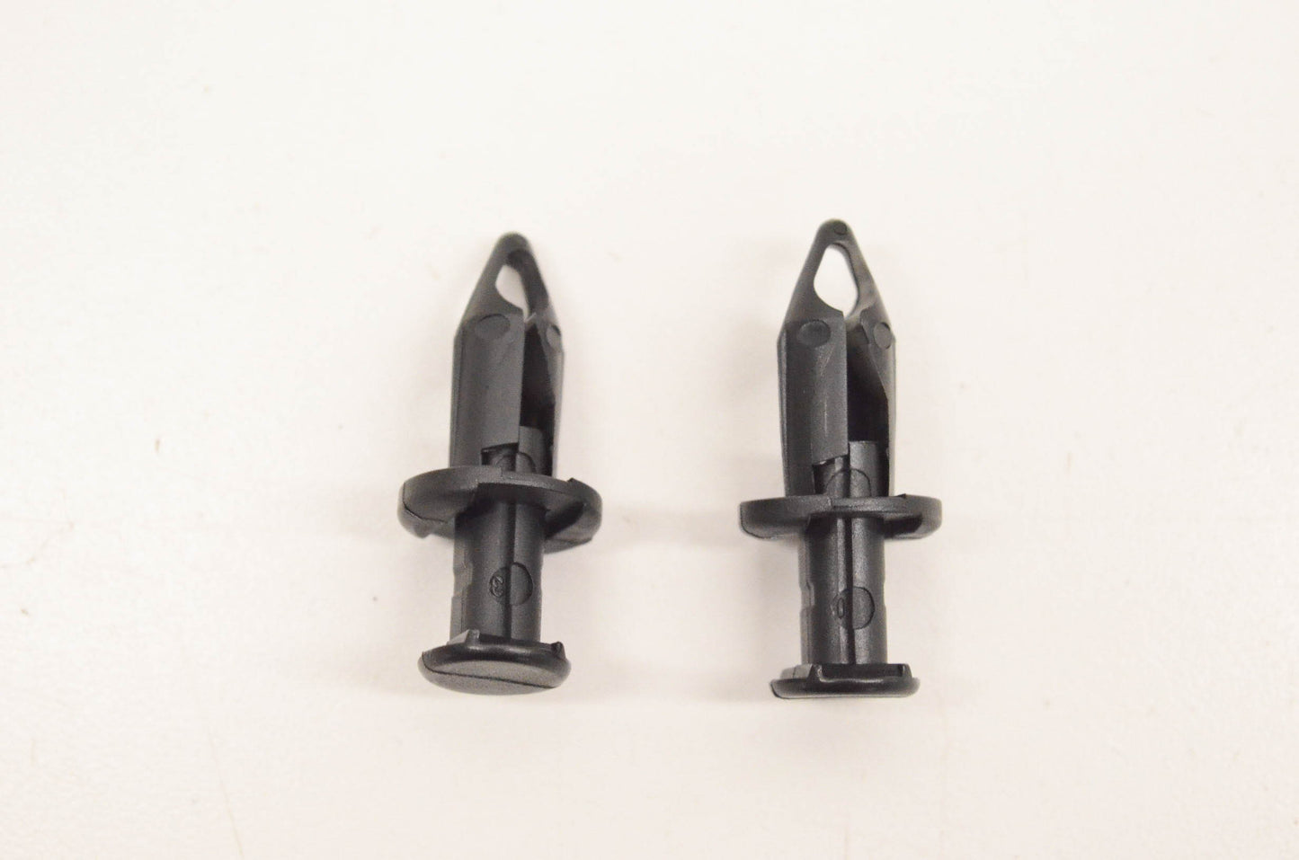 Aftermarket 293150089, P293150089 Tuflok Rivets Qty 2 NOS