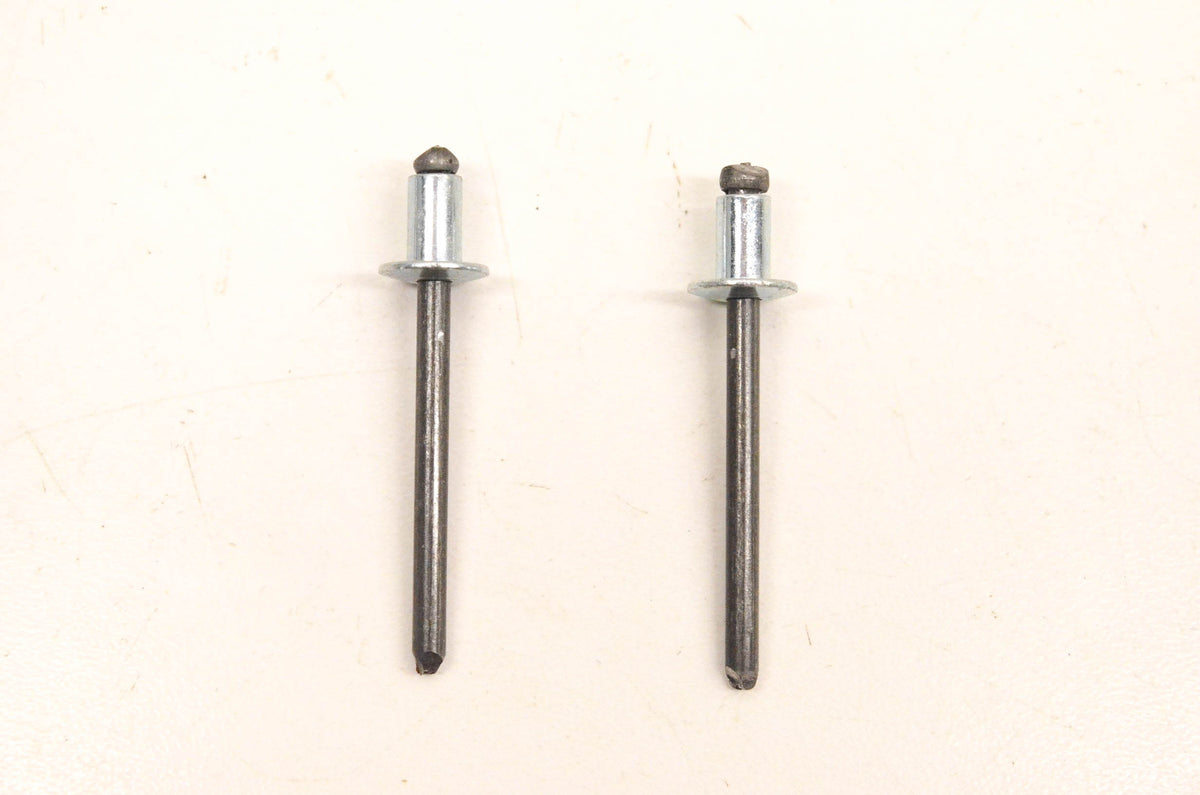 Aftermarket 390402400, P390402400 Pop Rivets Qty 2 NOS