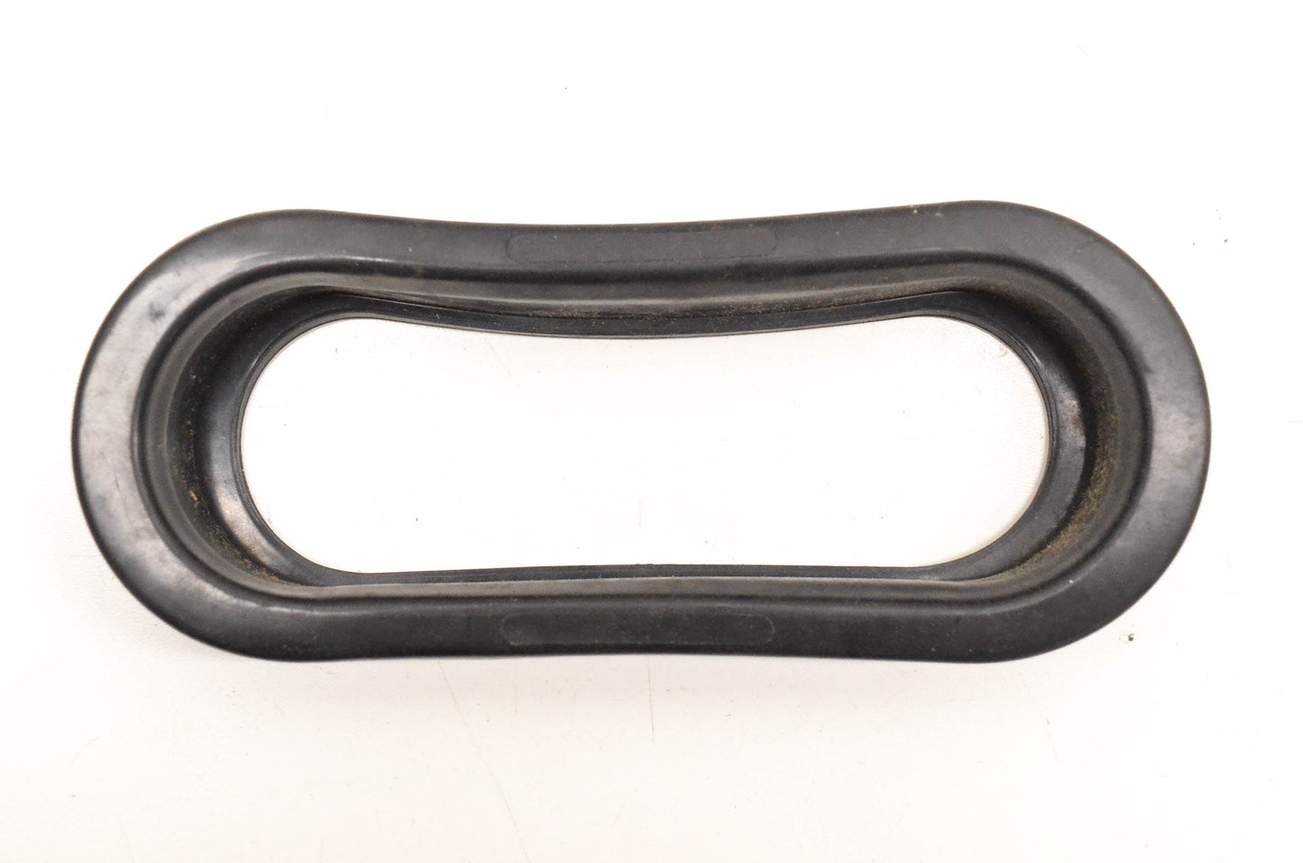 Aftermarket 55233 6" Sealed Oval Lamp Grommet NOS