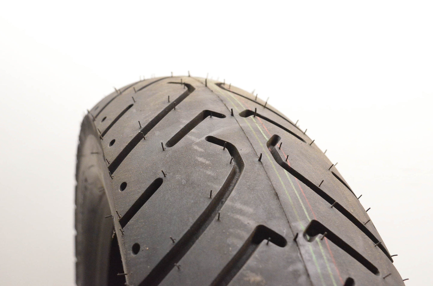 Kenda K657, K6579 Challenger 140/90-16 M/C Tire NOS