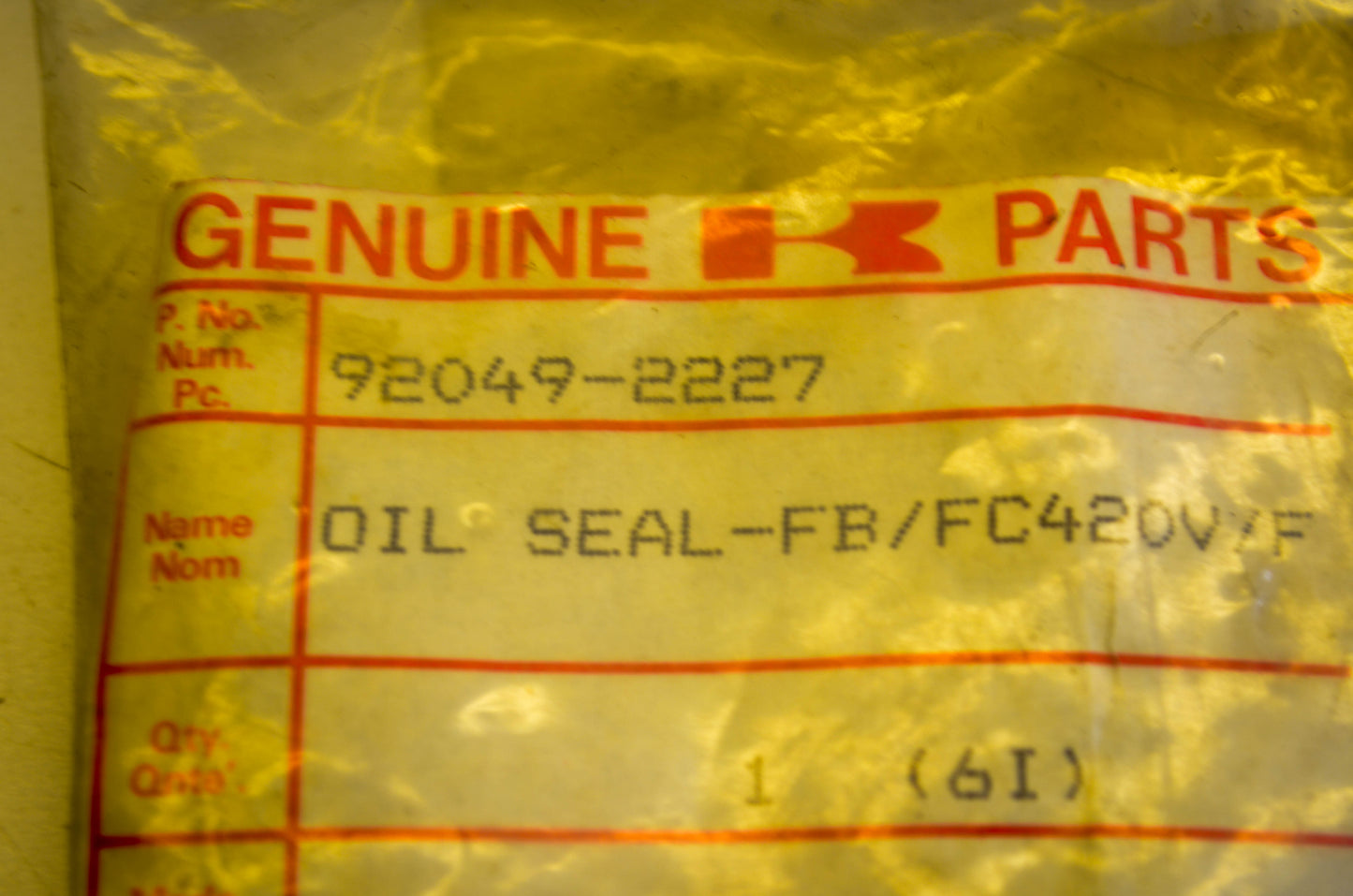 New OEM Kawasaki 92049-2227 Oil Seal NOS