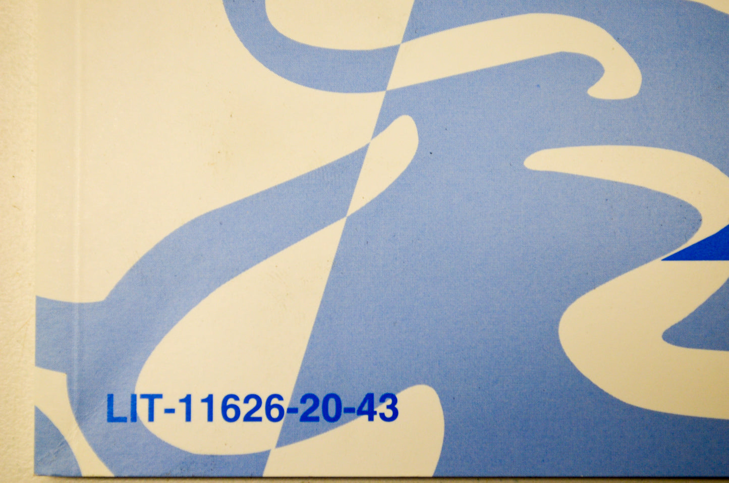 New OEM Yamaha LIT-11626-20-43 R6 YZFR6W(C) Owner's Manual NOS