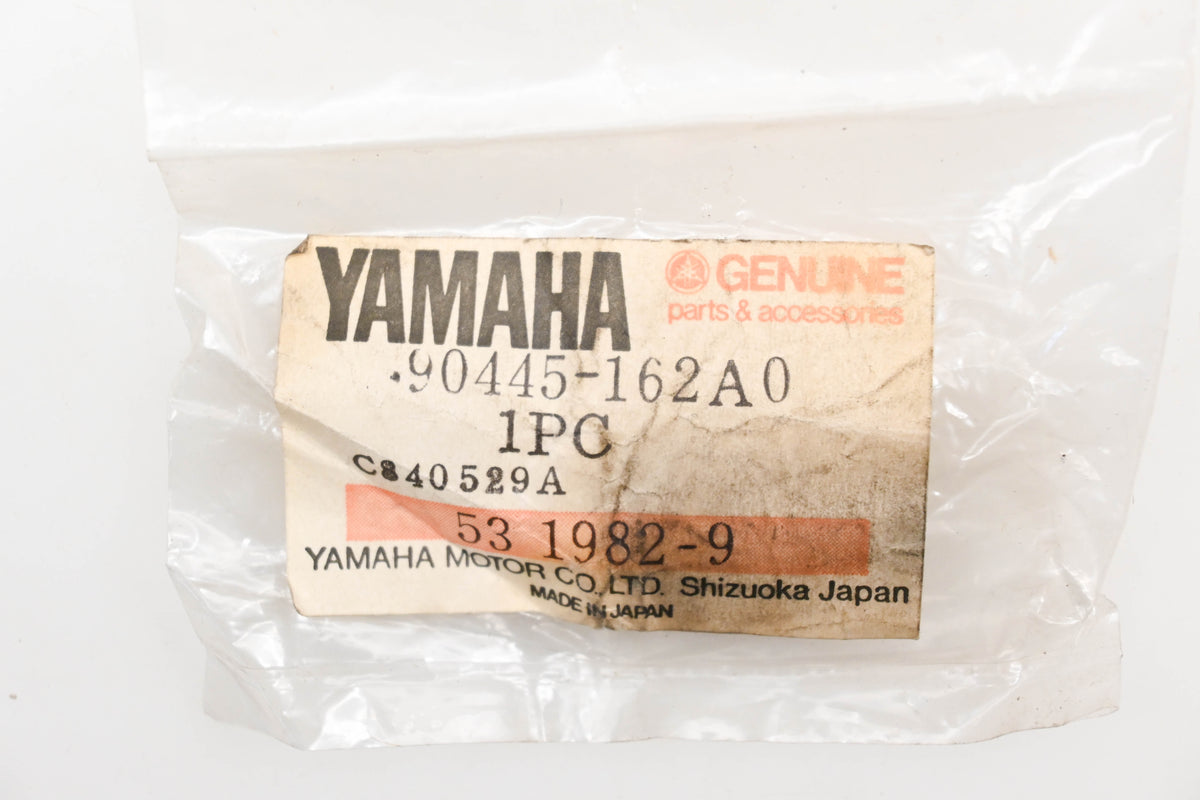 New OEM Yamaha 90445-162A0-00 Radiator Hose Qty 1 NOS