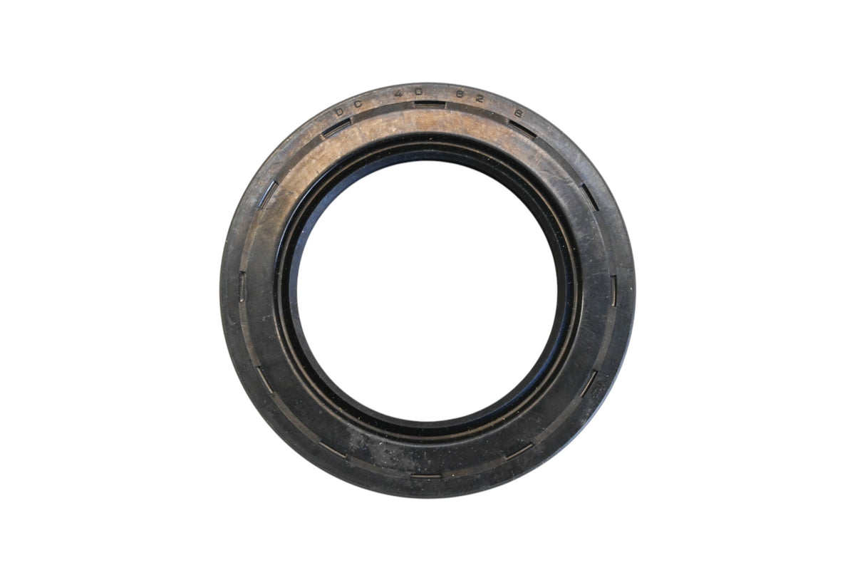 New OEM Yamaha 93106-40041-00 40 x 62 x 8mm Oil Seal Qty 1 NOS