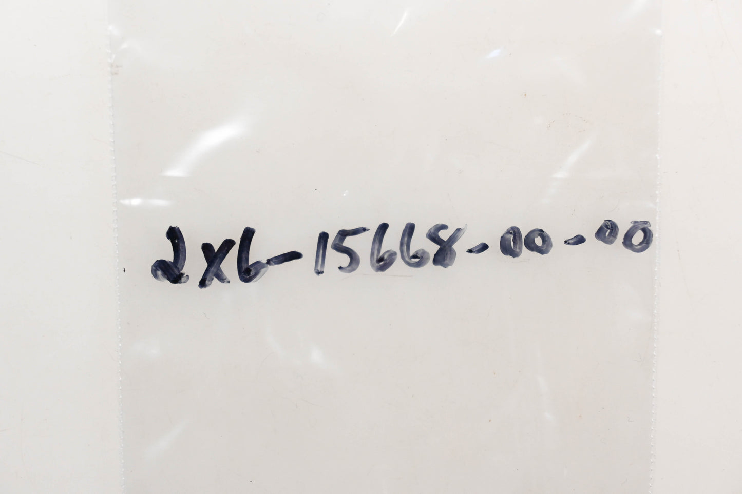 New OEM Yamaha 2X6-15668-00-00 Stopper Qty 1 NOS