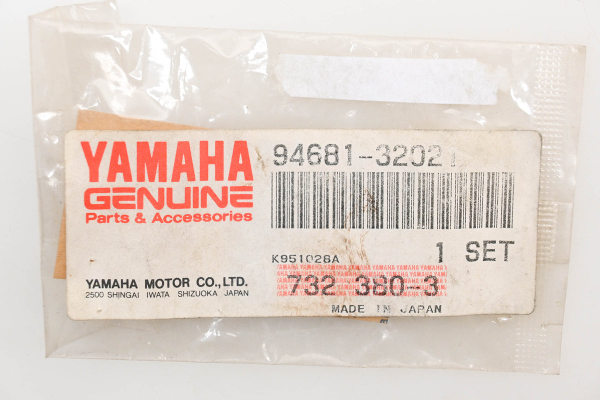 New OEM Yamaha 94681-32021-00 Joint Pin Kit Qty 1 NOS