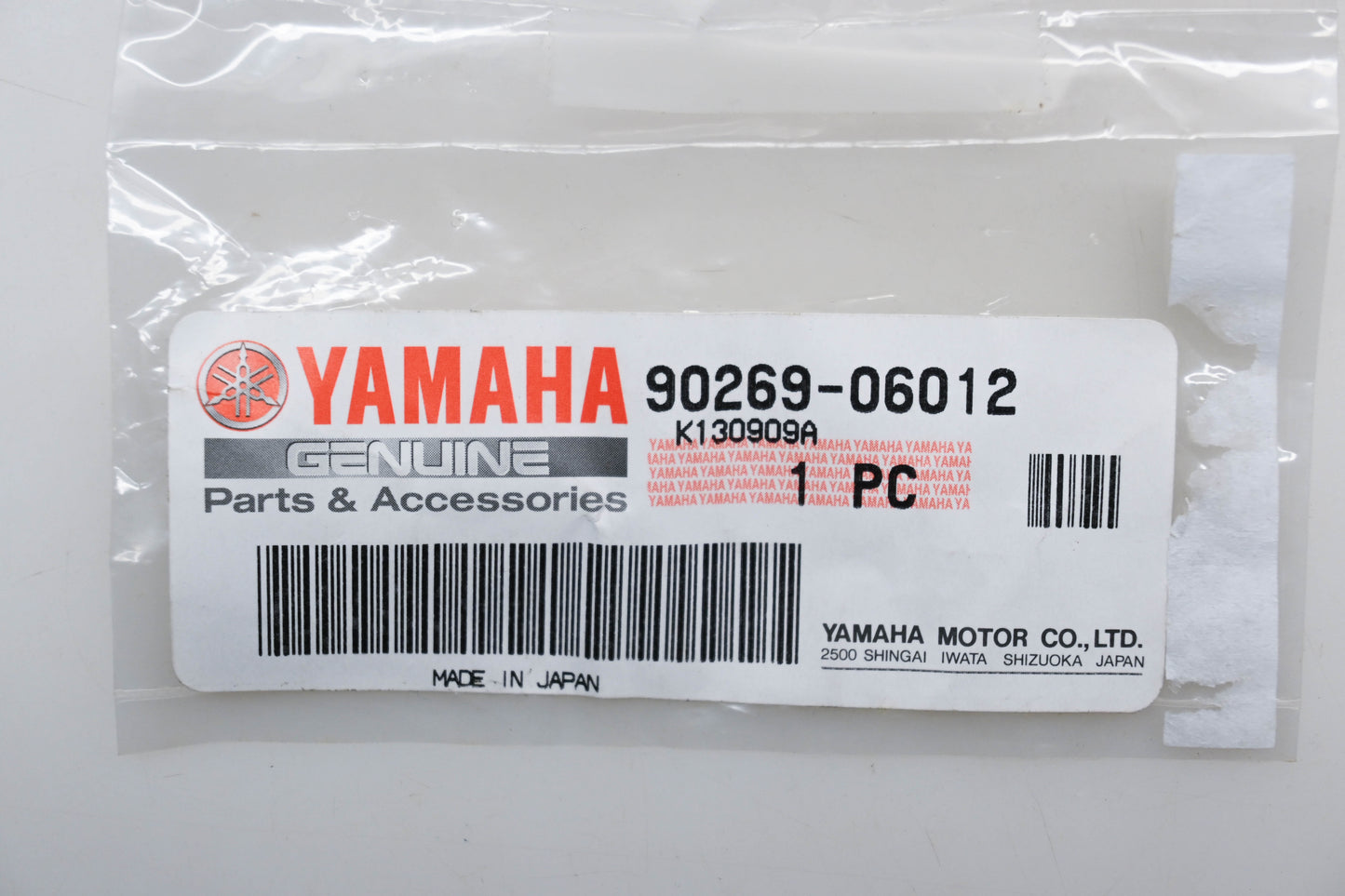 New OEM Yamaha 90269-06012-00 Rivet Qty 1 NOS