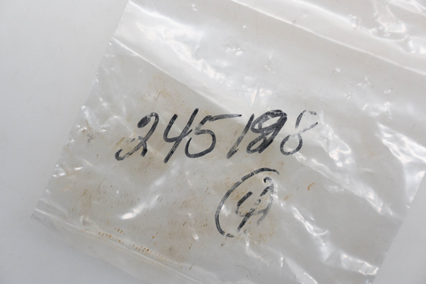 Partner 245198 Bolts Qty 4 NOS