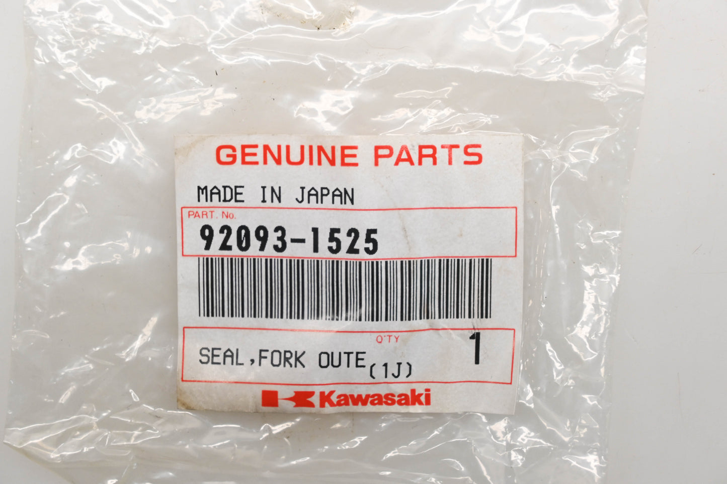 New OEM Kawasaki 92093-1525 Outer Tube Fork Seal Qty 1 NOS