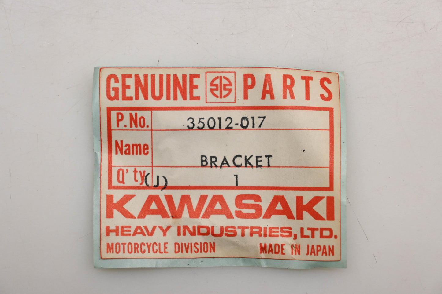 New OEM Kawasaki 35012-017 Front Fender Bracket Qty 1 NOS