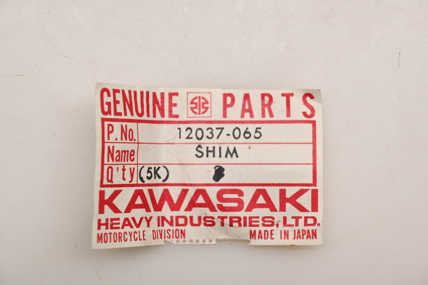 New OEM Kawasaki 12037-065 Shim 2.90T Qty 1 NOS