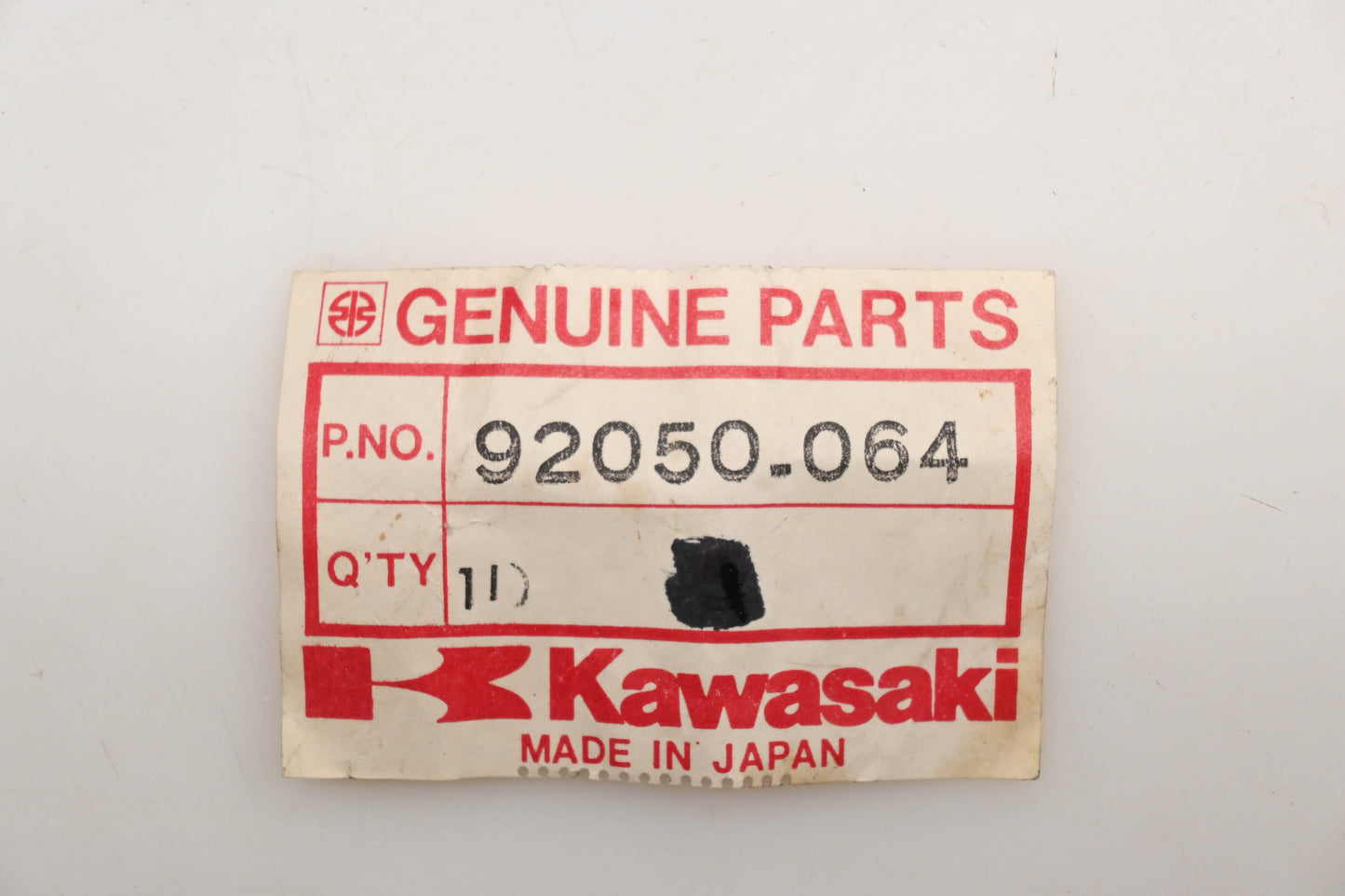 New OEM Kawasaki 92050-064 Left Hand Crankshaft Oil Seal Qty 1 NOS