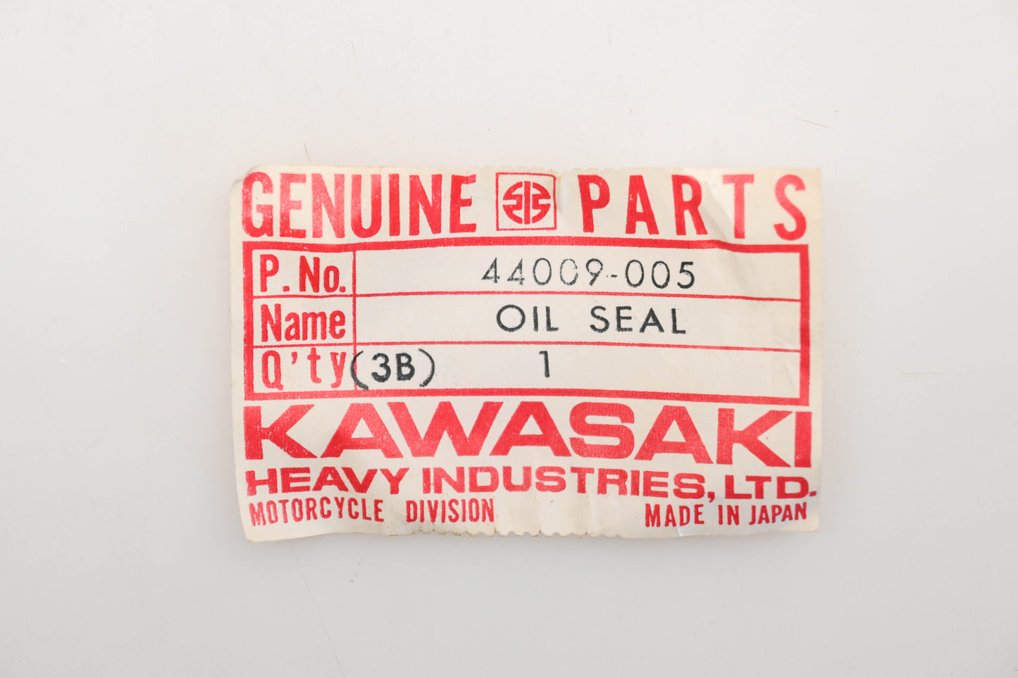 New OEM Kawasaki 44009-005 Oil Seal Fork Qty 1 NOS