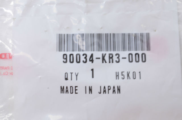 New OEM Honda 90034-KR3-000 (6X33) Stud Bolt NOS