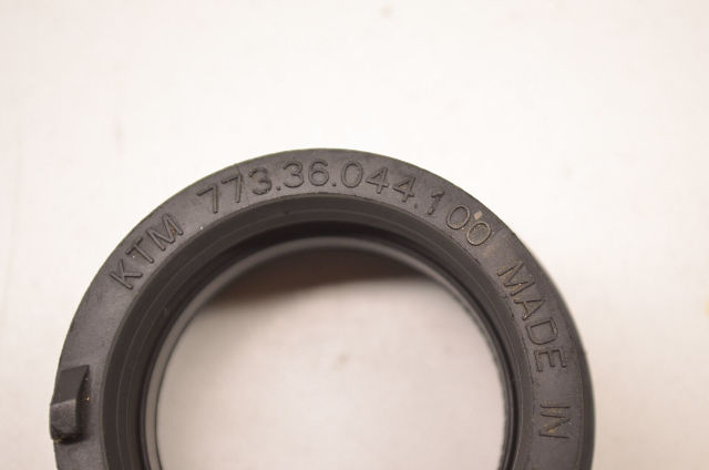 Connection Rubber