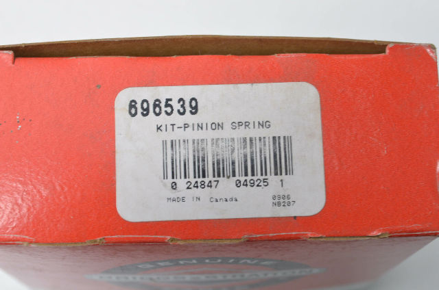 OEM Briggs & Stratton 696539 Pinion Spring Kit NOS