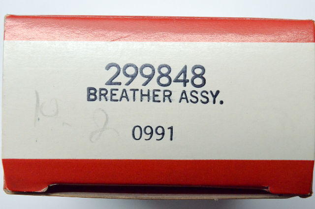 OEM Briggs & Stratton 299848 Breather Assembly NOS