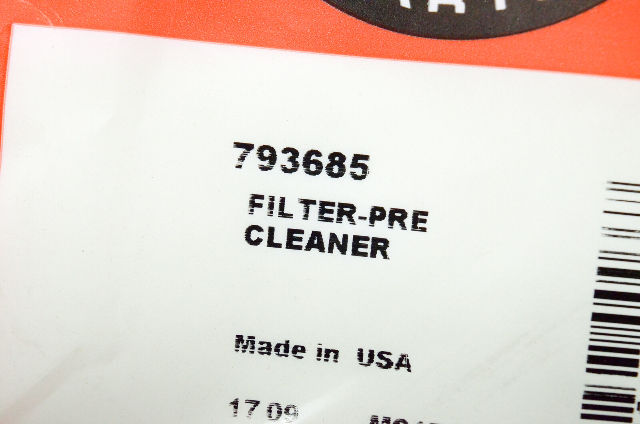OEM Briggs & Stratton 793685 Pre Cleaner Filter NOS