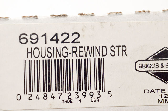 OEM Briggs & Stratton 691422 Recoil Starter Housing NOS