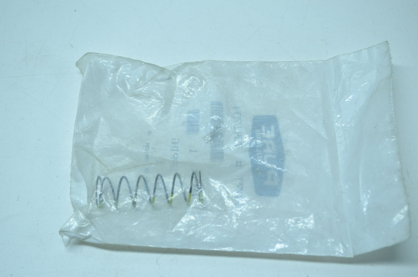 NEW OEM Polaris Valve Spring Blue 98-99 440 XCR 7041704 NOS
