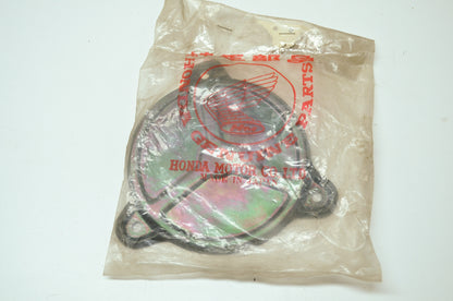 OEM Honda 17215-MF5-000 Air Cleaner Element Cap NOS