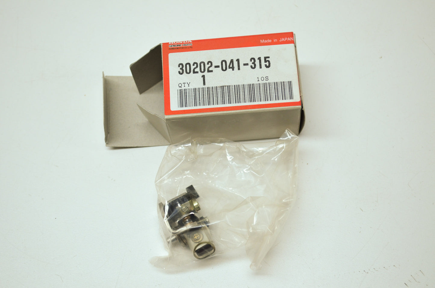 OEM Honda 30202-041-315 Points NOS