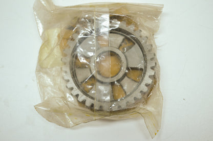 OEM Yamaha 2VM-17211-00-00 Wheel Gear 1ST NOS