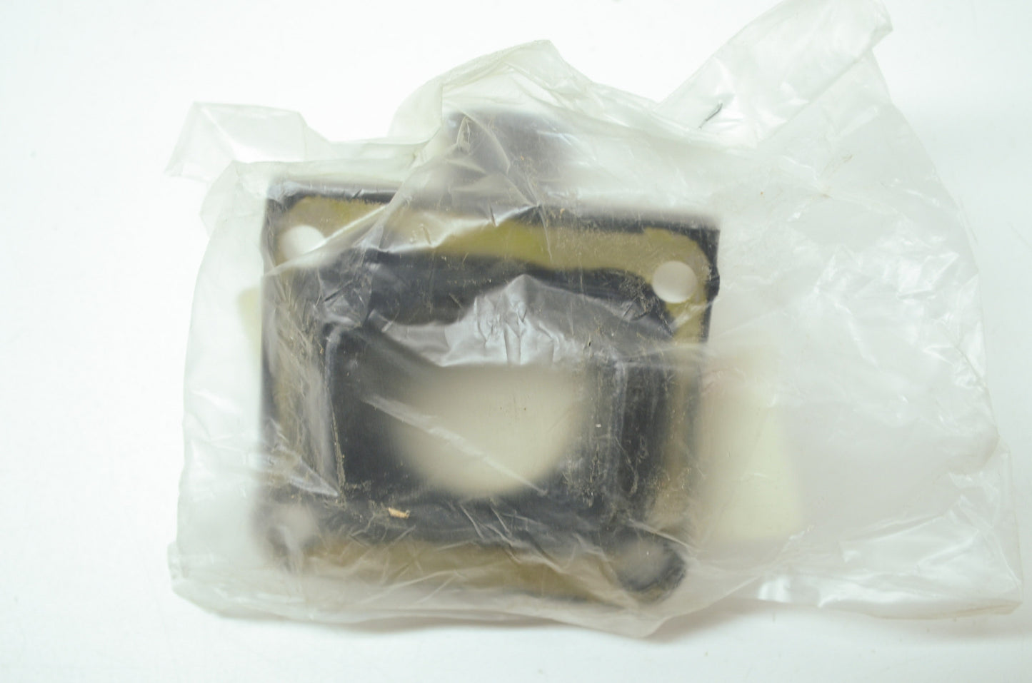 OEM Yamaha 31K-13565-01-00 Carburetor Joint NOS