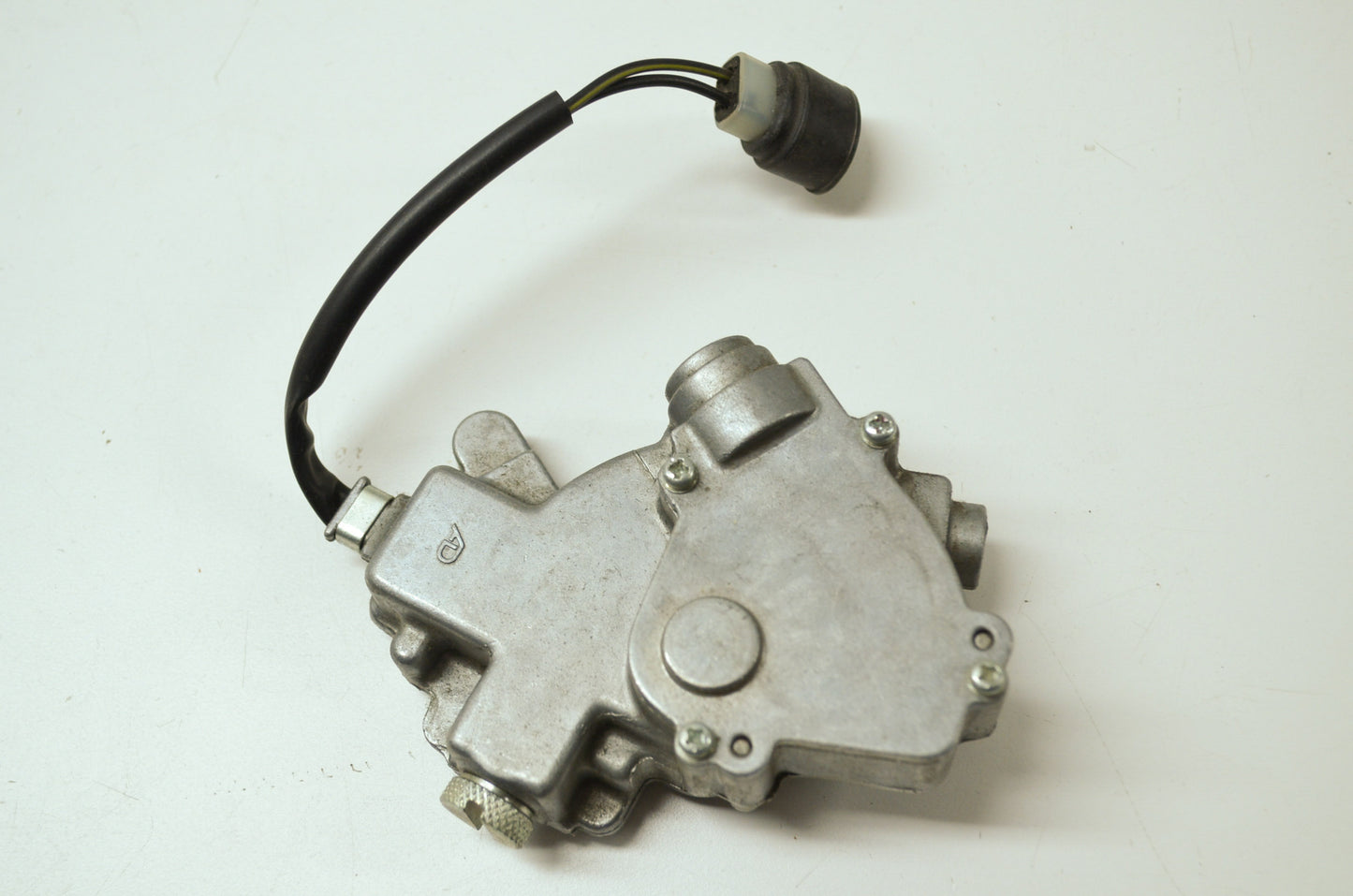 OEM Yamaha 3GG-8259E-00-00 Switch Assembly NOS