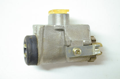 OEM Yamaha 3HN-25980-00-00 Wheel Cylinder NOS