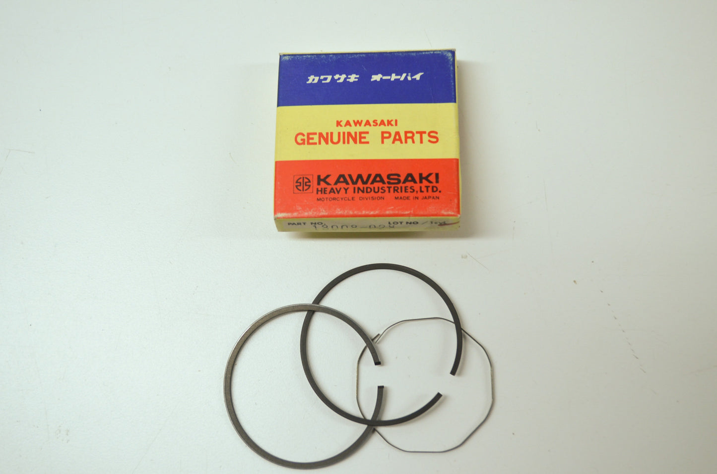 OEM Kawasaki 13008-028 Ring Set STD NOS