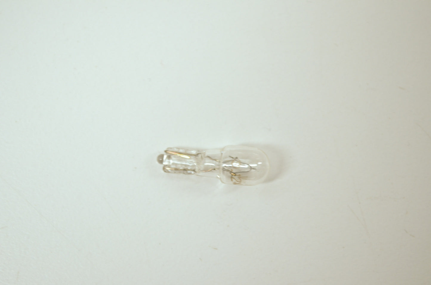 OEM Kawasaki 92069-1020 Bulb 12V3W T-7 NOS
