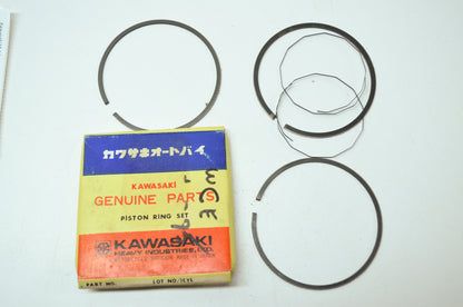 OEM Kawasaki 13008-024 Ring Set STD NOS