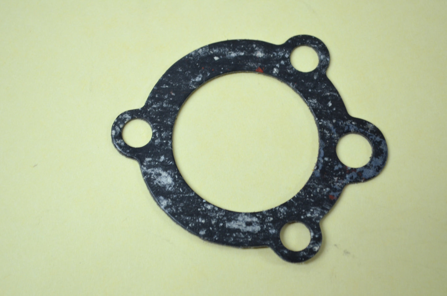 NEW OEM Kawasaki Thermostat Cover Gasket JS440 550 1987-1990 11009-3032 NOS