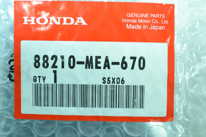 OEM Honda 88210-MEA-670 Back Right Mirror NOS