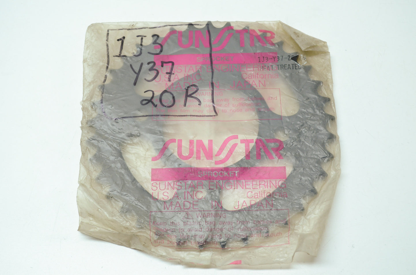 NEW Sunstar Yamaha Sporcket 37T 1977-1981 XS400 RD400 1J3-25437-20-00 NOS