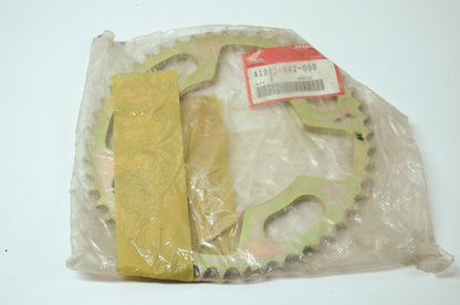 OEM Honda 41201-942-000 Sprocket 49T NOS