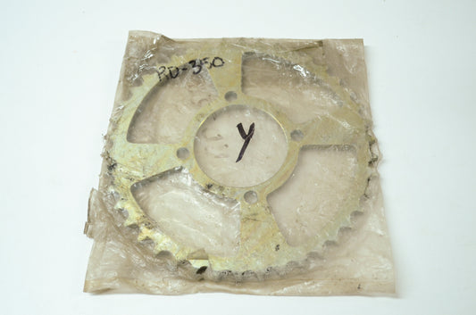 OEM Yamaha 360-25440-20-00 Driven Sprocket 40T NOS