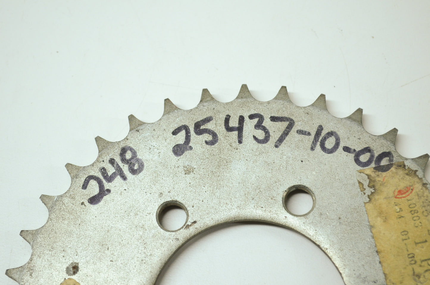 OEM Yamaha 248-25437-10-00 Driven Sprocket 37T NOS