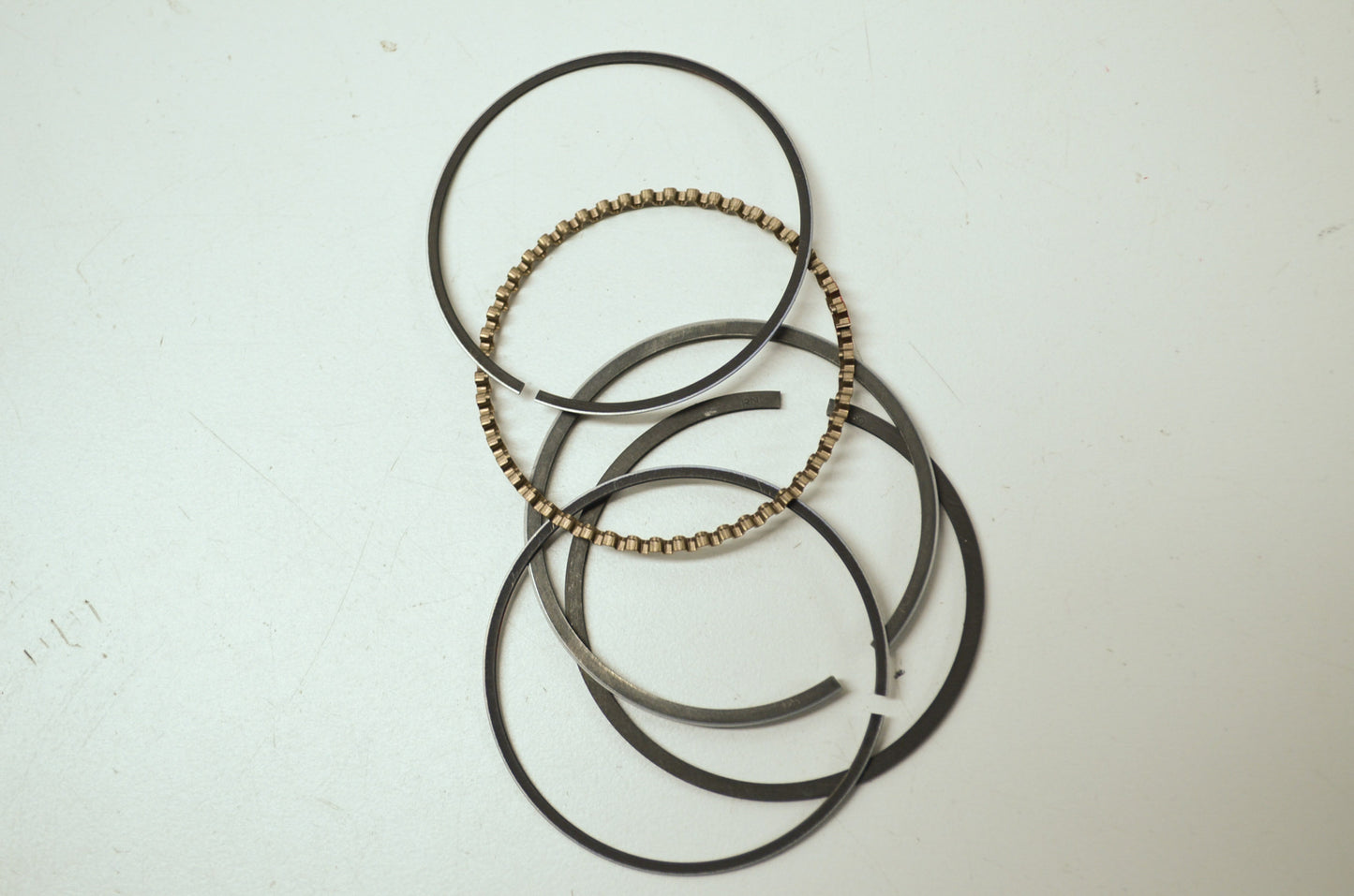 OEM Honda 130B1-121-762 Ring Set (OS) (0.50) NOS
